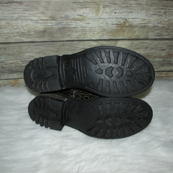 Mally Black Textured Leather Ankle Boots - Picture 8 of 8